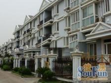 小院车位露台,new联排别墅,清水毛坯,业主诚意!