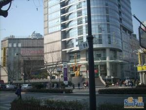 延安路地铁口200米全明东边套黄金楼层自然采光无敌