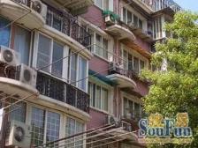 背靠万达、近黄兴公园、近10/18号线、商品房小区