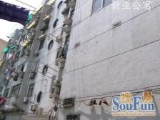 精装修电梯两房高区生活配套齐全