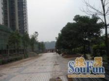 交通方便,四期,轻轨300米,全新装修,2022年新小区