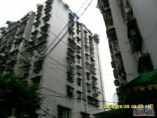 商圈旁临公园精装两室拎包入住业主换房出售