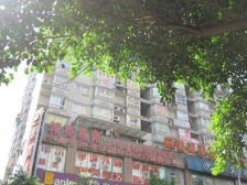 正规一室一厅 精装修 朝向安静 看房方便 采光好