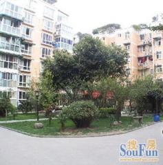 东篱路68号3室1厅东