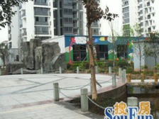 玉带山电梯轻轨大两室 住家安静 随时方便看房子