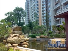 房子格局方正,朝小区,位置安静,采光好。