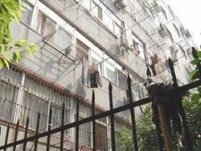 急售 无压力二楼可以自己装修 预算低的考虑