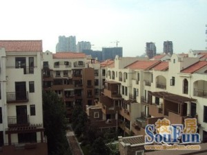 边城香格里3室1厅东南