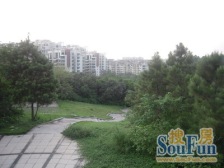 依云小镇 6室3厅 南 北