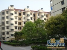 :鸿宝南区大两房:中间楼层满五年+1诚意出售+采光好