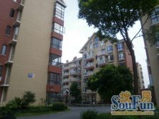 紫金园西区 5室2厅 南 北