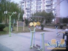 近金山卫站+大三房+20㎡储藏室