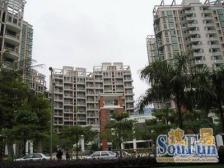 地理位置很的优势,建筑和设施独特,空间挺大的