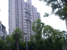 2009年商品房 小区环境好精装修,南北直通。