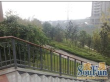 龙头寺鲁能朝南看中庭小三房,装修,带车位拎包入住。