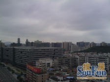 金峰堡 方正大四房 自住装修 电梯高层业主诚意出售