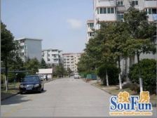 交通便利,生活方便,商场,银行配套齐全