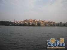 依云小镇 中楼层 毛坯复式 诚心出售