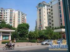 大良明日嘉园 电梯中层 中装 3房2厅2卫 180万!