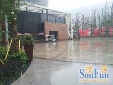 五号线轻轨站旁正规一室一厅水电气三通