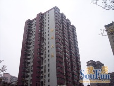 高区带车位+近地铁三轨交+两卫户型