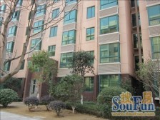 南昌居住主题公园丁香怡景 南北通透,采光好 装修好,环镜优美 视野好,诚心出售