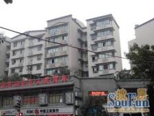 双宏苑 近轻轨 公交站,出行方便 交通便利,两江四岸