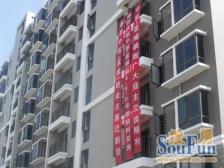 新城吾悦广场边上,配套齐全,交通便利