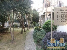 精装修两房一厅,边套全明,满五年,楼层好,近地铁