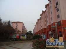 近地铁+有车位+沿河风景+小区环境好+诚心出售+有钥匙