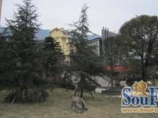 缙云山下出行方便,配套齐全,业主安心卖