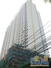 温泉公园电梯高层南北通透户型方正采光通风好。
