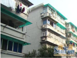 包家巷 南北通透,采光好 视野好,诚心出售