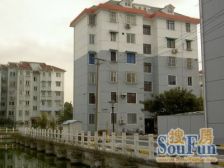 中间楼层,精装修两房,采光无遮挡,户型方正