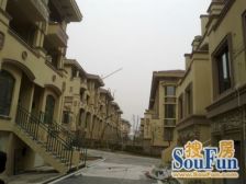 端户大花园、小区中间位置,住家安静,业主诚心出售