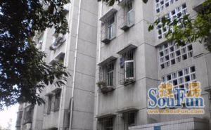 两河路西段188号 4室1厅 东 东南