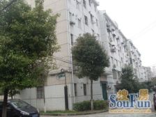 海滨二村 地铁近 边套全明户型 税费各付 小区中间位置