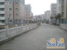 精装两房,中间楼层,保养好看房方便,诚意出售