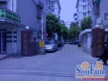 得房率高,主卧朝南,小区中心位置,采光充足