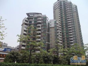 绿景路电梯房 精装3房拎包入住 生活配套成熟 出行方便