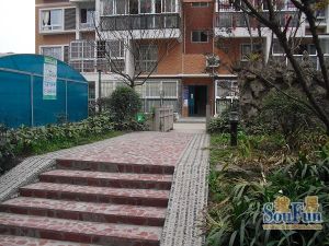 紫东润院3室1厅东南