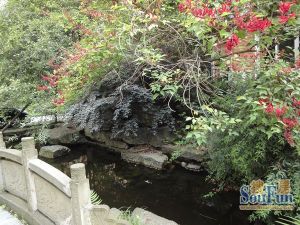 四季花语4室1厅南