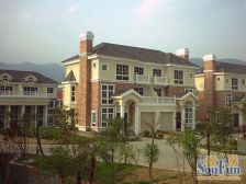 居住主题香榭丽居 5室3厅 东 南 西 北