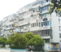 主卧朝南,环境优美,居家装修,诚意出售