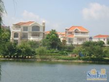 半岛碧桂园望江别墅,户型方正带花园