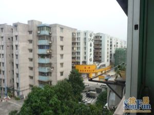 柏事佳B区中层少有一梯一户南北对流小区内有幼儿园