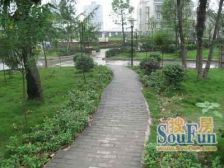 诚售 玉带山旁精装小两房 中间楼层 视野好,随时看