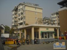 满五税少,一楼带院子,采光好,大三房,业主诚心出