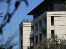 高品质大平层,满五年无个税,临河景观房精装6房设计