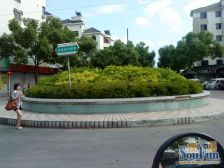 近地铁+上毓秀+一楼带大院子+适合种花养宠物+业主诚心